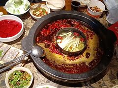 -舒家大院重庆老火锅(纪念塔店)