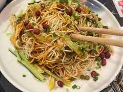 -川流不息·地道川菜·小龙虾(松东路店)