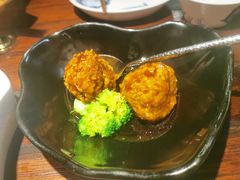 蛋黄狮子头/只-前海沿·青岛菜(五四广场永旺店)