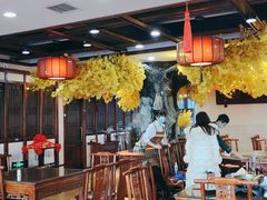 大堂-那家老院子东北菜·饺子·小鸡炖蘑菇(艳华街店)