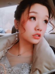 -双双化妆造型工作室