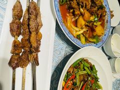 -巴扎美食·新疆菜·西域歌舞表演餐厅(新疆大厦店)
