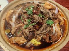 -沙胆彪炭炉牛杂煲(上海日月光广场店)