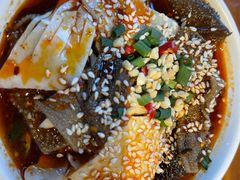 功夫双脆-炉小二铜锅牛蛙•川湘菜(三里屯店)