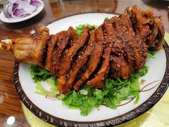 -伊源鼎盛餐饮服务有限公司