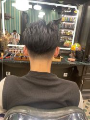 -海文先生国潮烫染男士理发馆