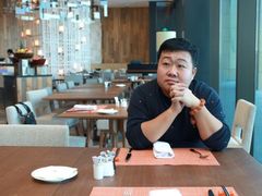 -松咖啡自助餐厅·松北香格里拉