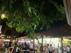 -纽顿熟食中心