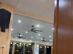 -鹏城人家海鲜酒家·23年老字号(较场尾店)