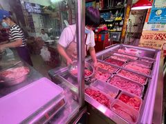 -周良天山牛杂城(天山路总店)