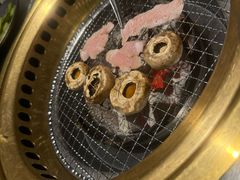 -山川小町·极番烧肉(新地假日广场店)