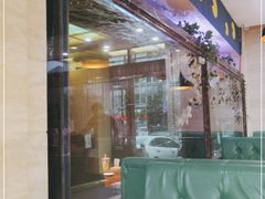 门面-金太阳海鲜烧烤·本地人餐厅(星海公园店)