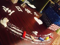 -香格里拉鱼跃地中海西餐厅·牛排披萨
