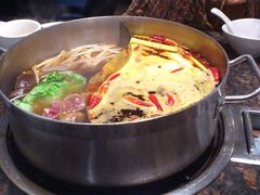 -小天鹅火锅·一线江景洪鼎旗舰店(洪崖洞店)