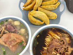 -老新隆牛肉锅贴(新街口店)