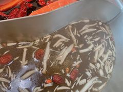 -憨铁匠老火锅(龙岗万科里店)
