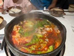 -贵府酸汤牛肉火锅·贵州老字号(飞山街店)