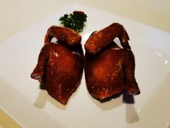 玻璃脆皮乳鸽-利苑酒家(金宝店)