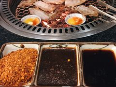 -炙忧烤肉屋(中国铁建广场店)