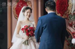 -欣薇婚纱(新源乐汇城店)