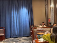 -哈啾嗨·新概念蒙餐(红星新城店)