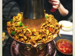 -巴四老城区炭火蛙锅(张江店)