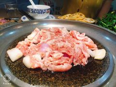 -石记东北风味烤肉店(子固路店)