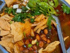 -柳州肥姨妈大骨螺蛳粉(东靖路店)