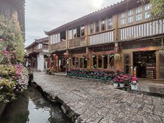 -民食香·腊排骨野生菌美食(木府店)