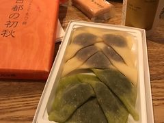 -星巴克(浦东机场T2到达店)