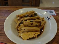 -湘人龙记老长沙米粉(鸟巢店)
