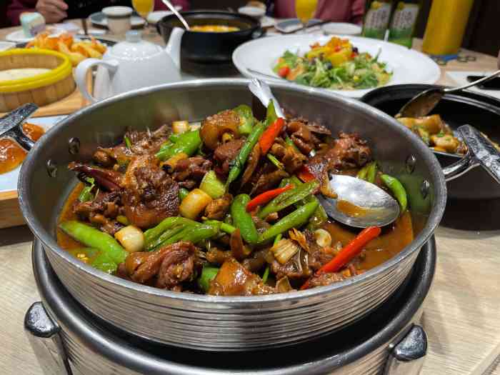 味庄(辽阳西路店)-"公司团建来吃了这家新开并且有大桌的～最.