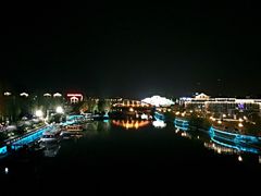 -湖州太湖旅游度假区-月亮广场