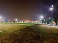 -皇家田广场(อนุสาวรีย์ทหารอาสา)