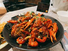 -巴厘龙虾·榜首油焖大虾(音乐学院·沿江酒馆店)