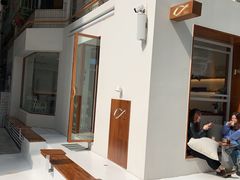 -Line 咖啡(石厦花园店)