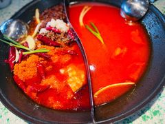 番茄鸳鸯锅-鸿姐老火锅(疁城新天地店)