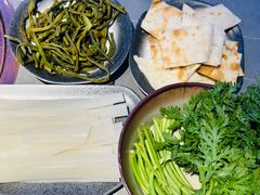 -红井路游艺炖锅·音乐餐吧(十渡店)