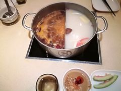 鸳鸯锅-圣福琚川味火锅(金伦花园店)