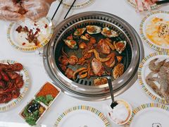 -布罗城堡自助烧烤(鸿通城购物中心店)