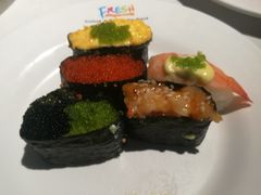 -领鲜活海鲜榴莲自助火锅(东门店)