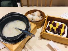 生滚皮蛋瘦肉粥-黄金粥港式·早晚茶(海阳路店)