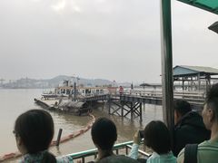 -鱼珠码头(轮渡站)