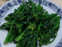 蒜蓉芥兰-麒麟中餐厅·经典粤菜·地道菜式老字号(广州长隆酒店)