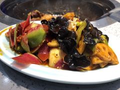 -山河屯铁锅炖(哈西站店)