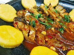 小鱼贴饼子-京秀缘蒸汽海鲜农家菜大馅蒸饺