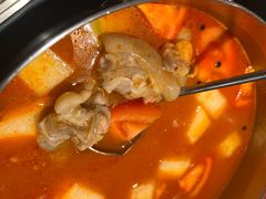 -尚尚仙·酸汤猪手·猪肚鸡火锅(华联万柳购物中心店)