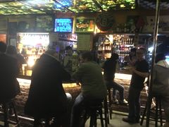-丽纳尔斯酒吧咖啡LENORE’S BAR(三经街店)