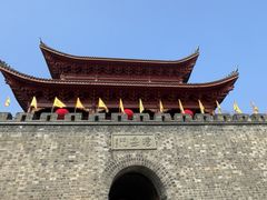 -巴陵广场