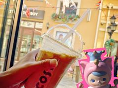 冰拿铁-COSTA COFFEE(斯普瑞斯奥特莱斯店)